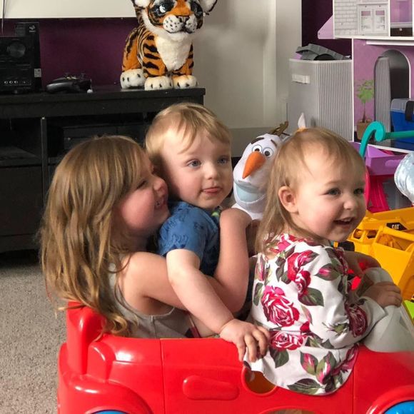 Meet your Posher, Justin - Picture 1 of 1